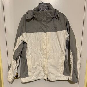 The North Face Women's Gray and Cream Ski Jacket
